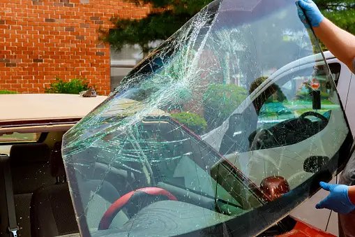 Cracked Windshield Top Solutions for Quick and Effective Repair